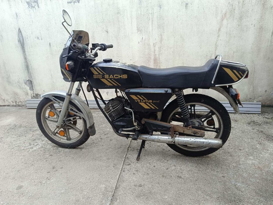2 Motorizada Sachs Lotus e Macal M70