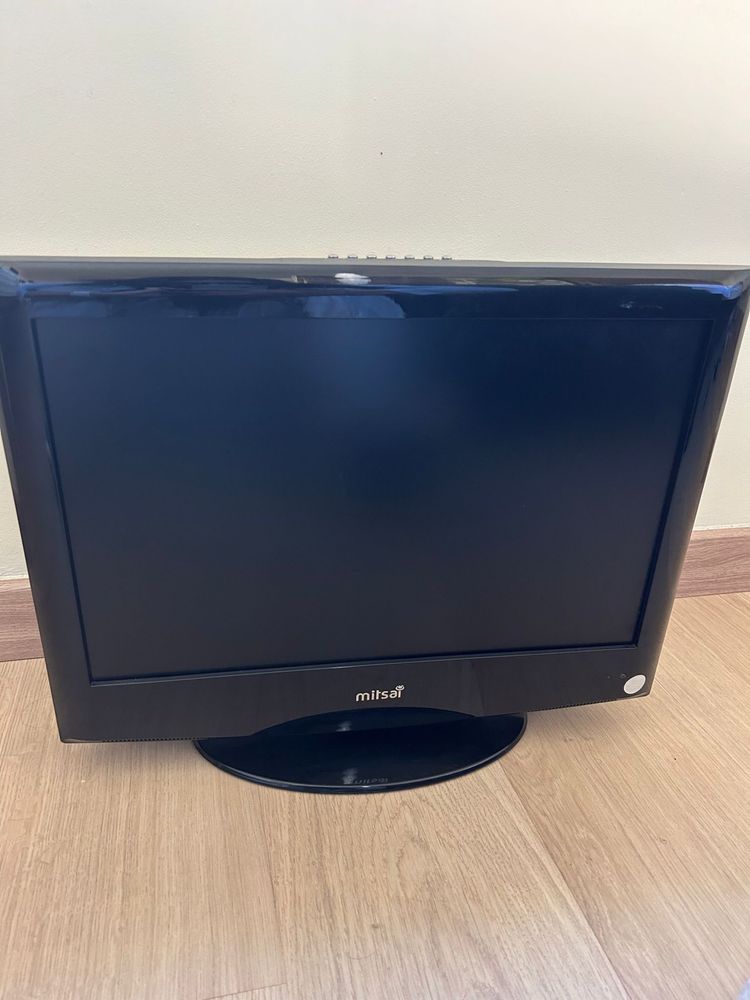 TV Mitsai 19” LCD