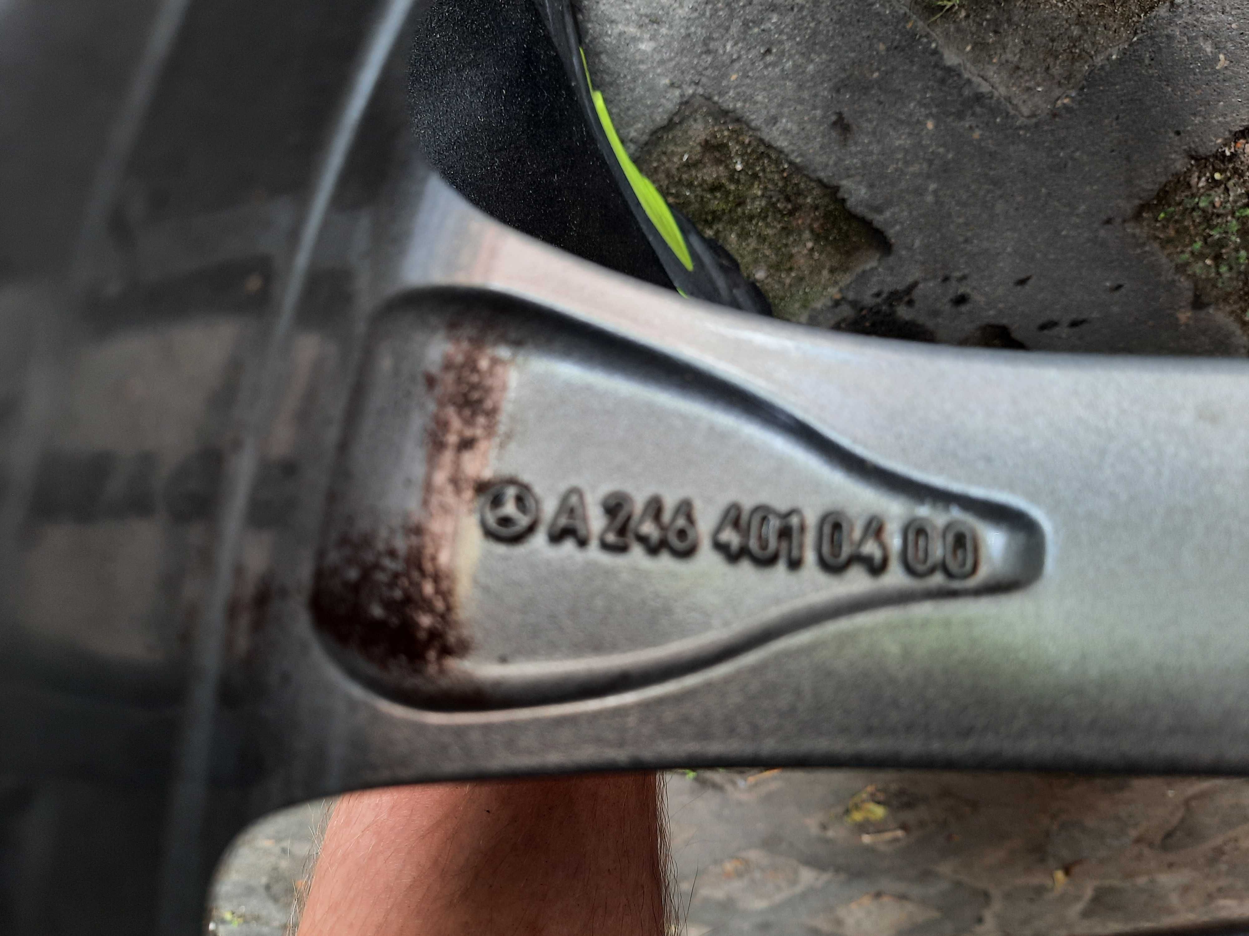 Oryginalna felga aluminiowa z czujnikiem MERCEDES w246 18" 5x112 ET 52