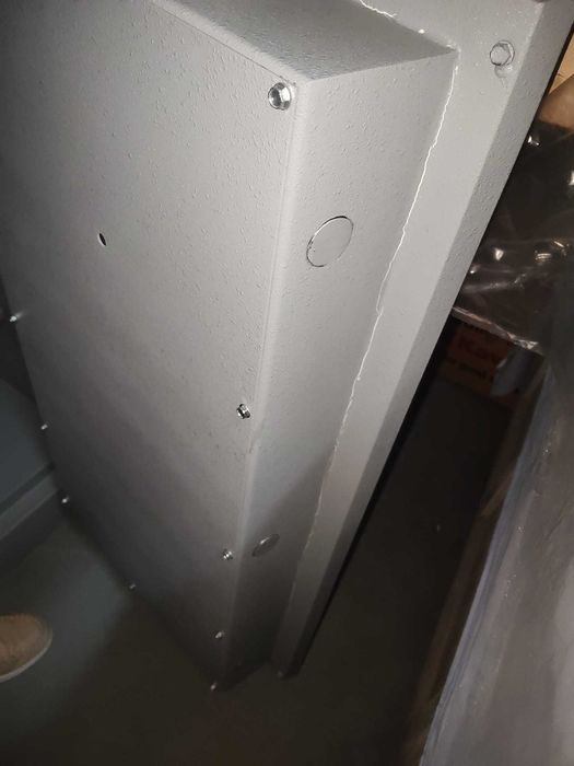 Cofre monobloco em Ferro com segredo e chave. 110X60X50 cm ALP