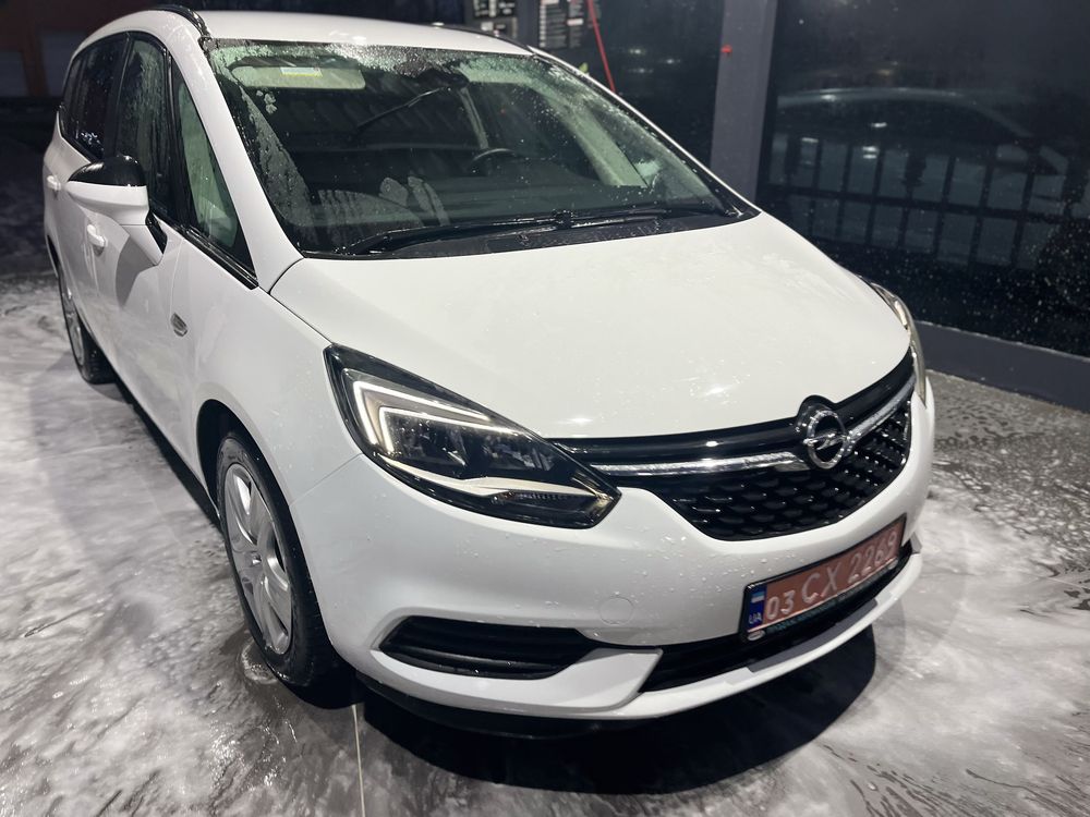 Opel Zafira 2018, 1.6 99 kwt