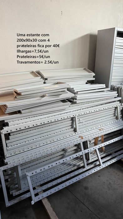prateleiras metálicas