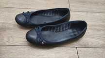 Tommy Hilfiger 37