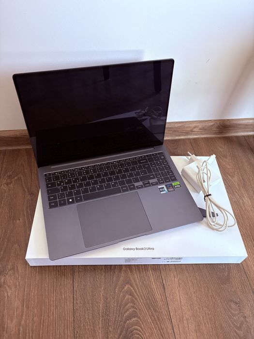 Laptop Samsung Galaxy Book3 Ultra Win 11 16GB SSD 512G 16 cali Core i7