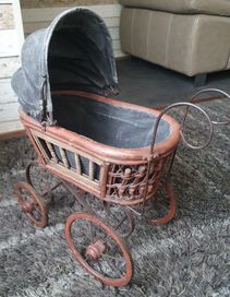 Antyk wózek drewniany dla lalek , retro