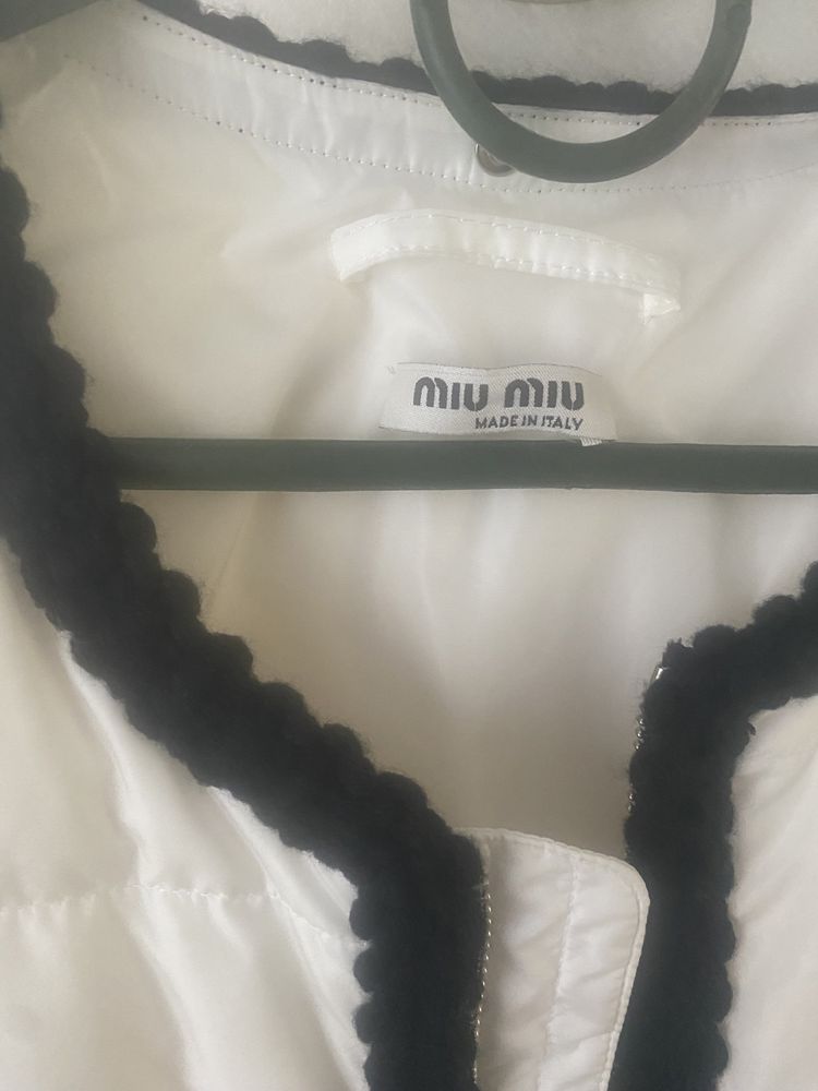 Продам пухове пальто Miu Miu
