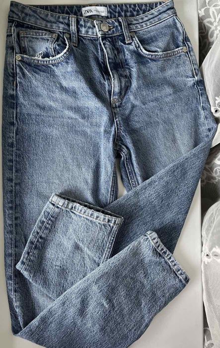 Жіночі прямі джинси Zara, розмір S-M