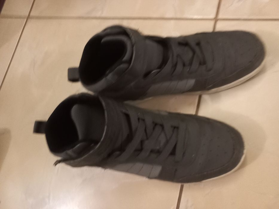 Високі кросівки skechers