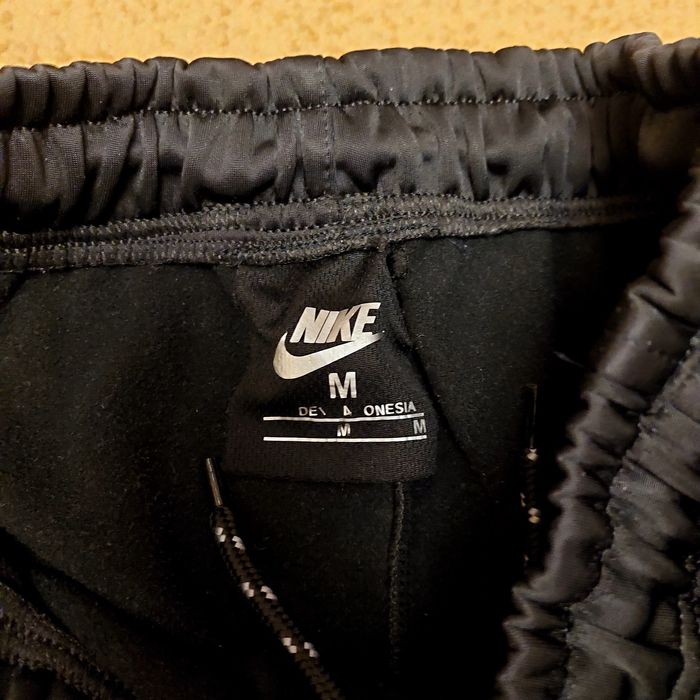 Продам термоштаны Nike размер М