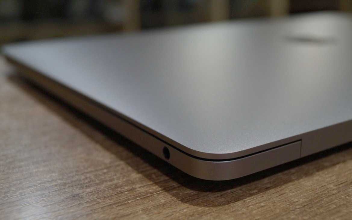 ГАРАНТІЯ Apple MacBook Pro 13 2022 (Apple M2/RAM 8ГБ/SSD 256)TVOYO