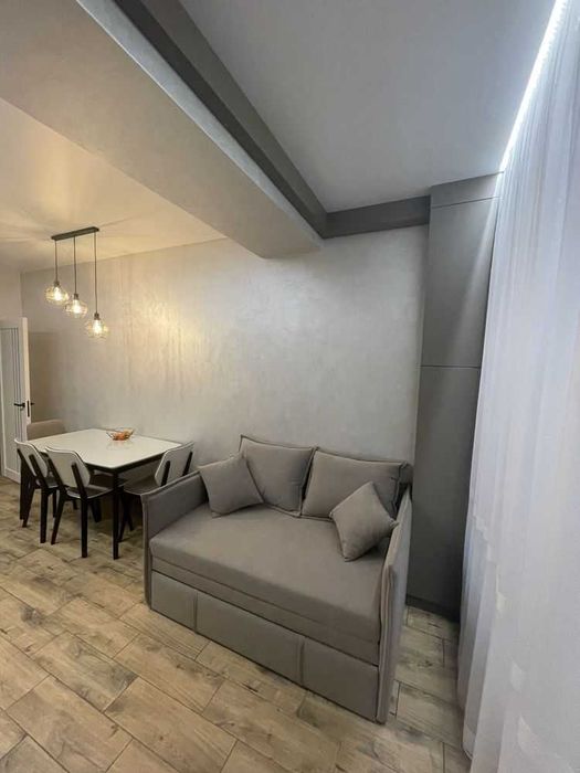 Продається 1-кімнатну квартиру з ремонтом у новобудові ЖК «Премʼєр»