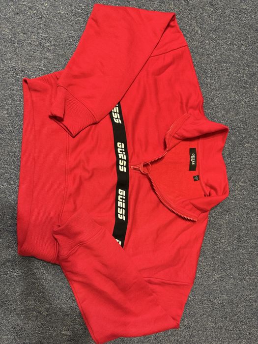 Кроп кофти, світшоти та боді