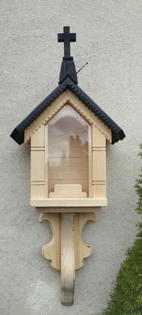 ,,Kapliczka drewniana" do powieszenia