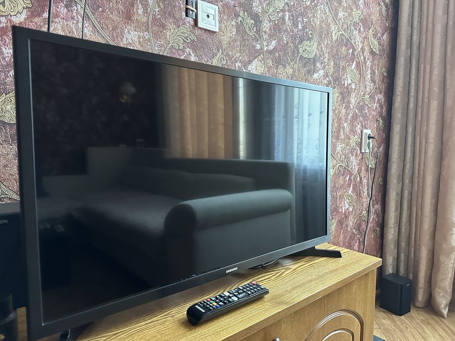 Телевизор Samsung ue32t5300auxua