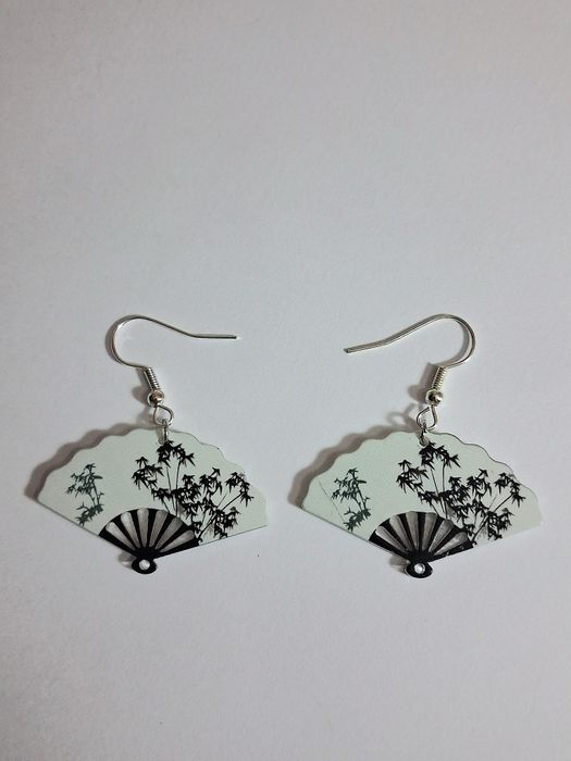 Jóias resinadas e outras a preço excecional!