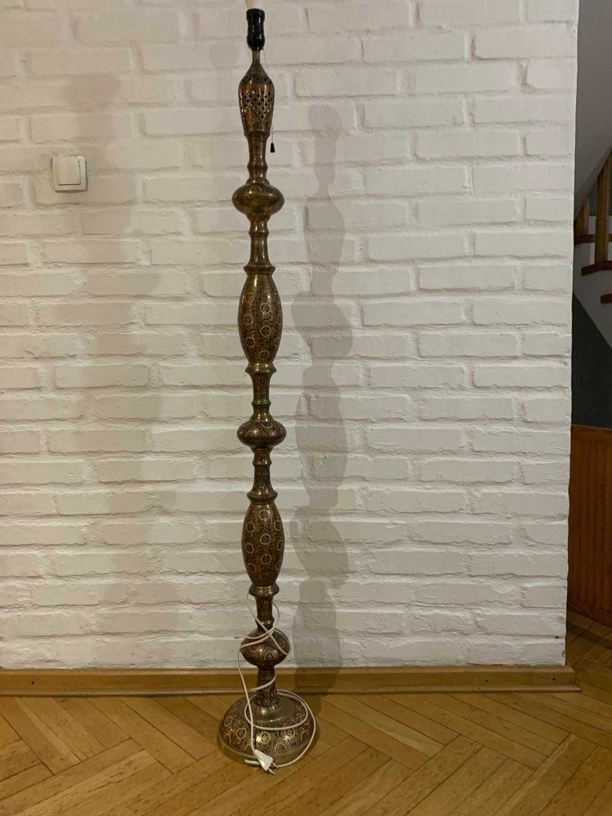 Piękna, mosiężna lampa indyjska,