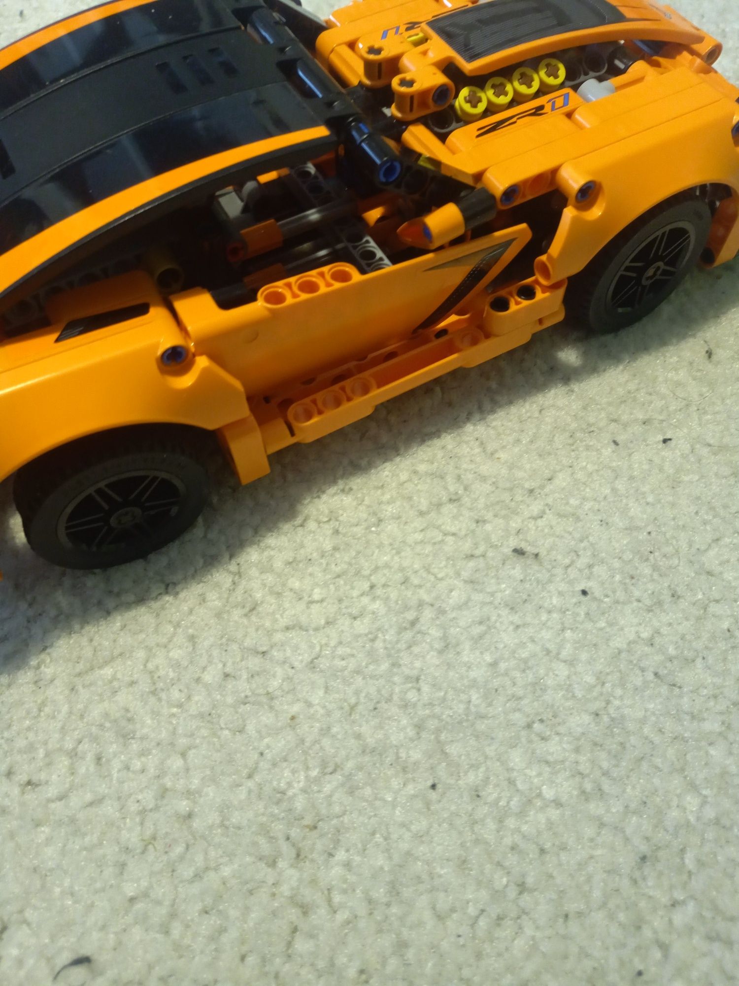 LEGO technic Corvette ZR0