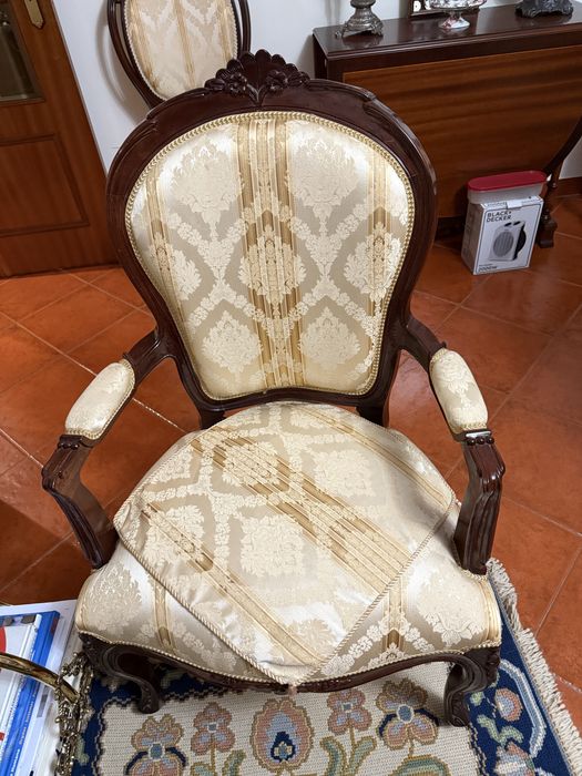 Cadeiras forradas 2 de cada