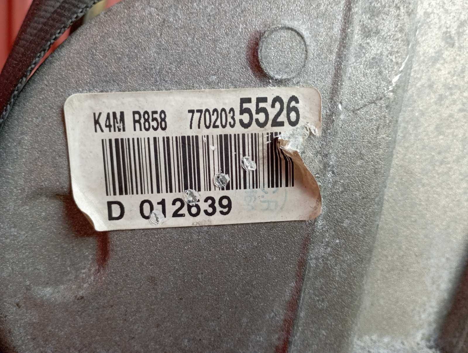 Двигатель Renault Megane 3 1.6 16V K4M 858