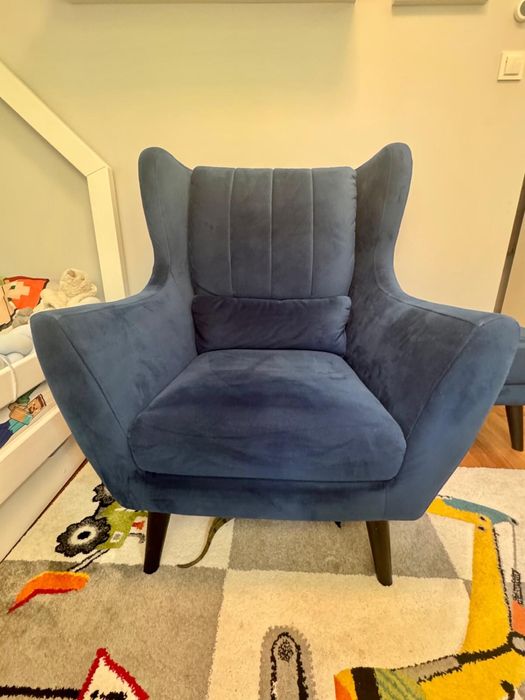 Fotel uszak granatowy agata meble + podnozek