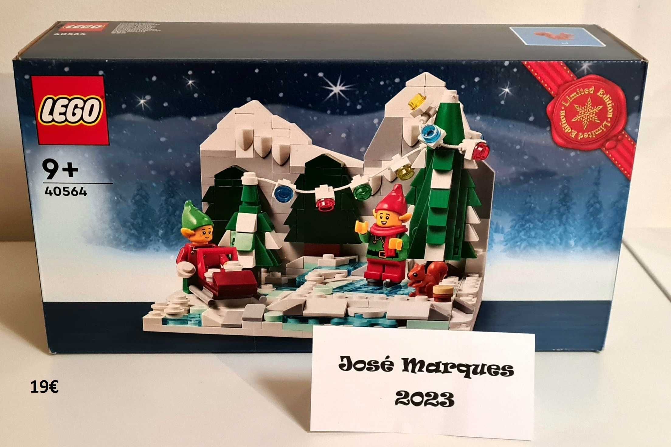 LEGO #40564 Winter Elves Scene