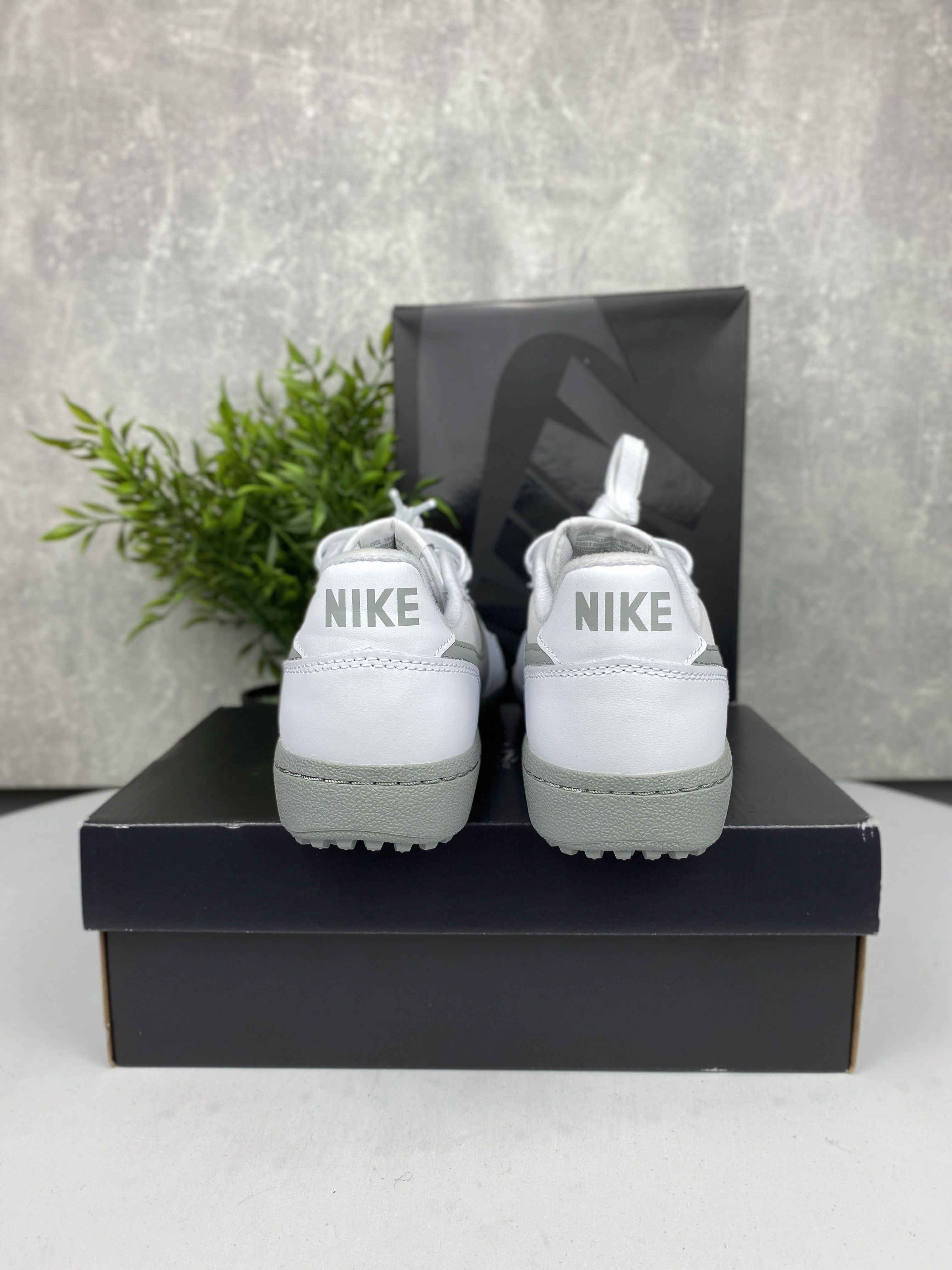 Nowe / buty sneakersy / Nike / Field General 82 SP / r. 41 n104