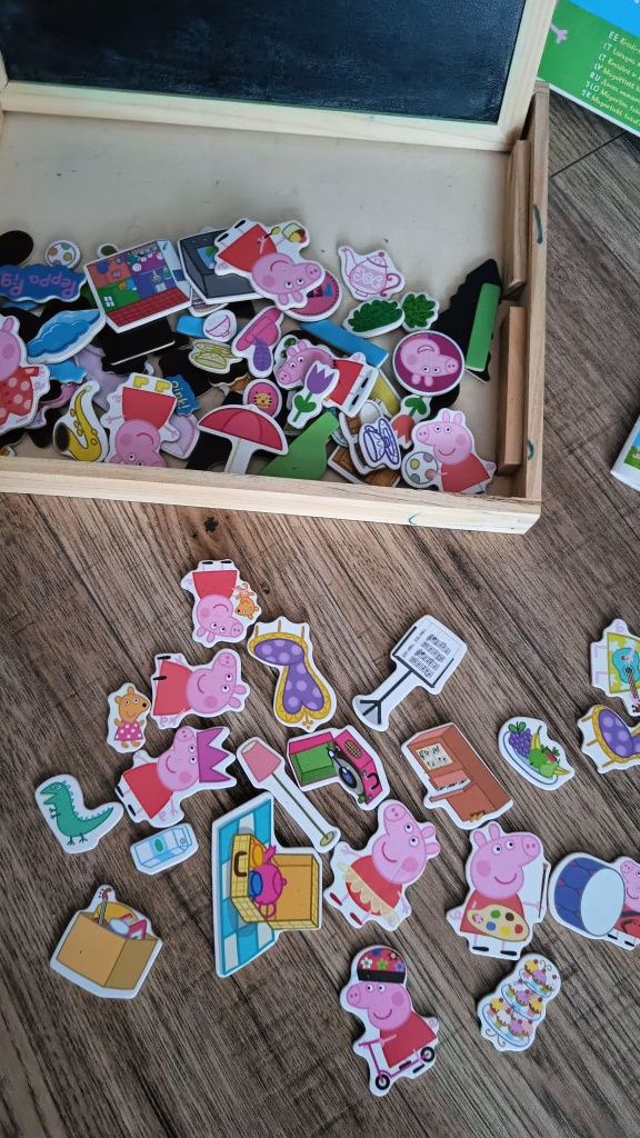 Tablica kredowo magnetyczna świnka Peppa pig