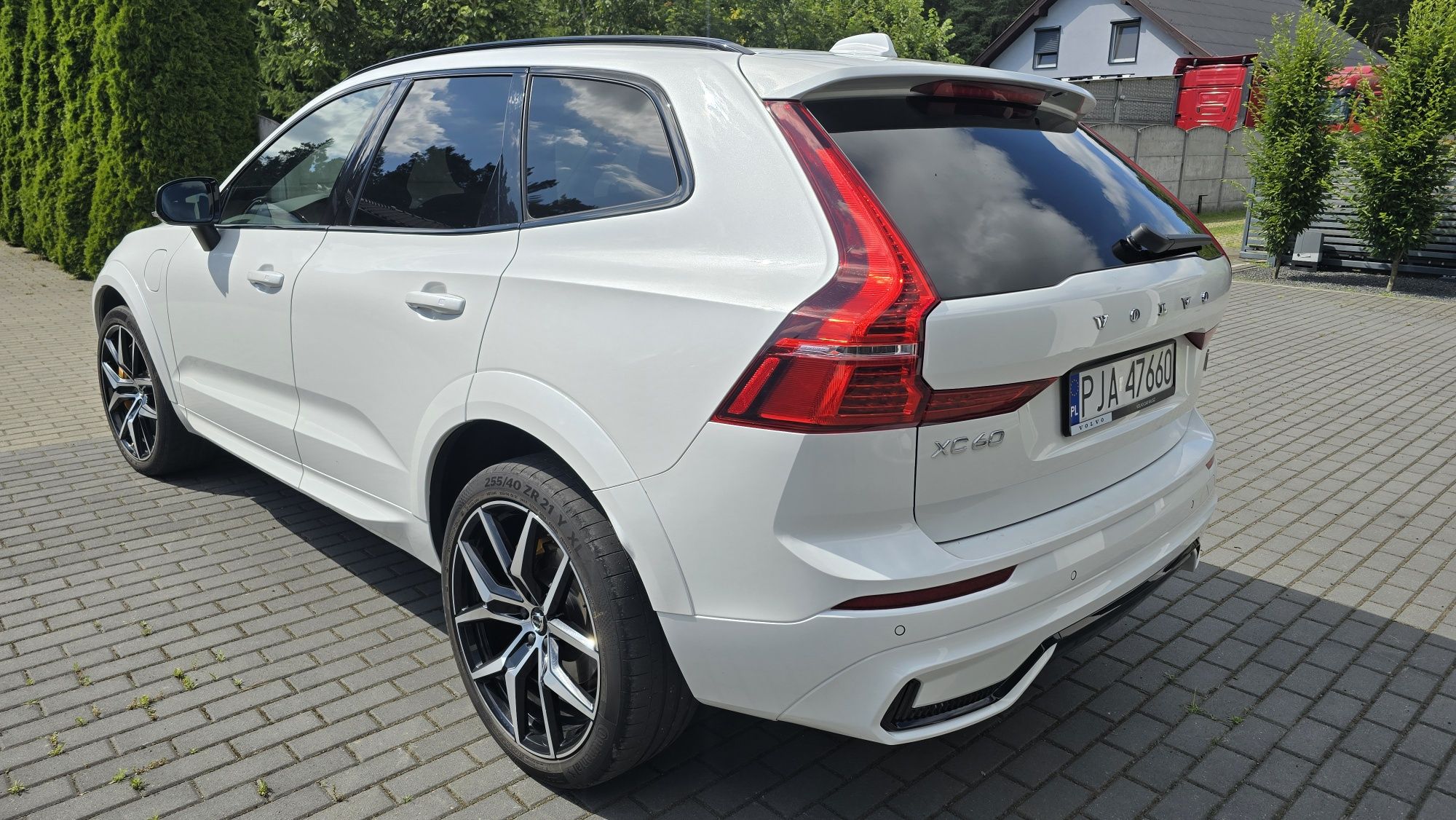 Volvo xc60 polestar t8 plug-in hybryd salon pl. 1w