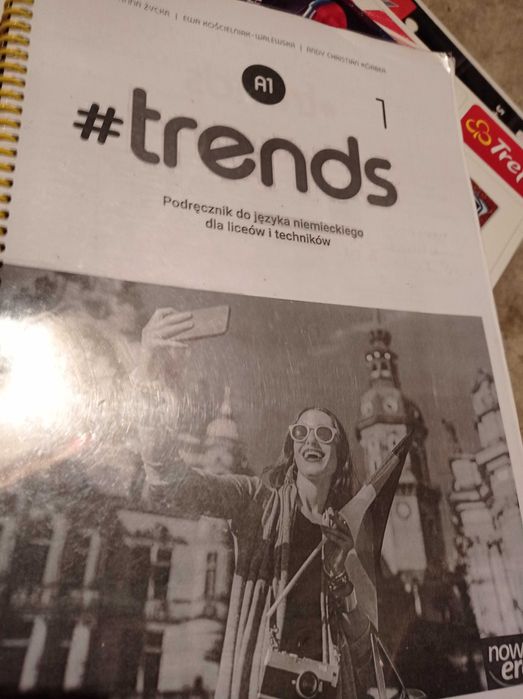 Książki, ćwiczenia religia,matematyka , historia