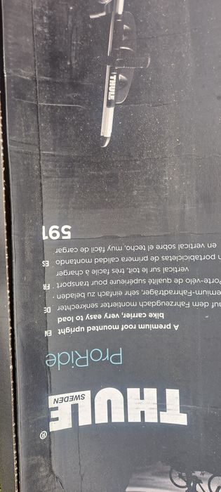 Sprzedam aluminiowy   bagażnik  taurus/thule dachowy z 2 uchwytami na