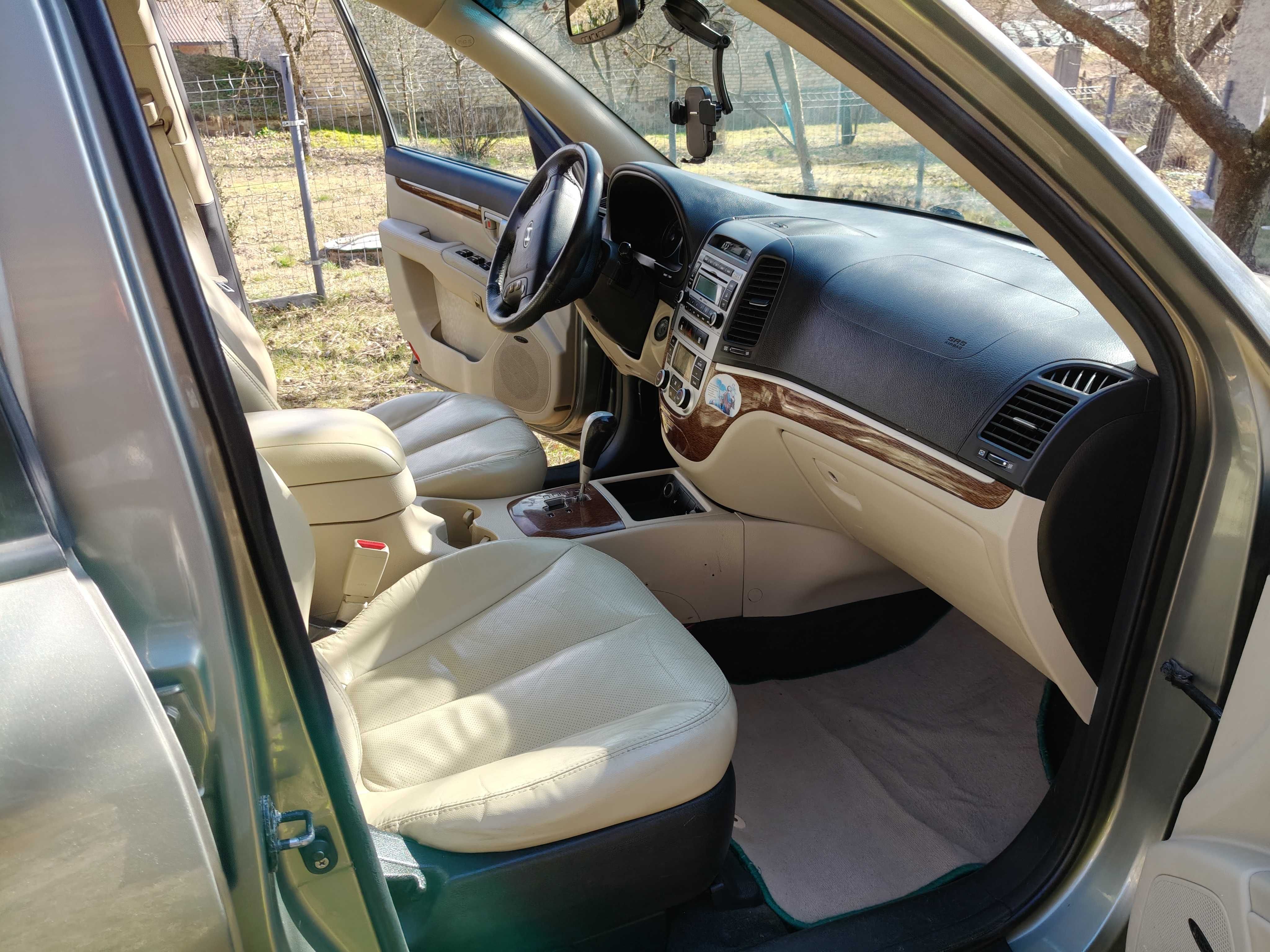 Hyundai Santa Fe 3,3