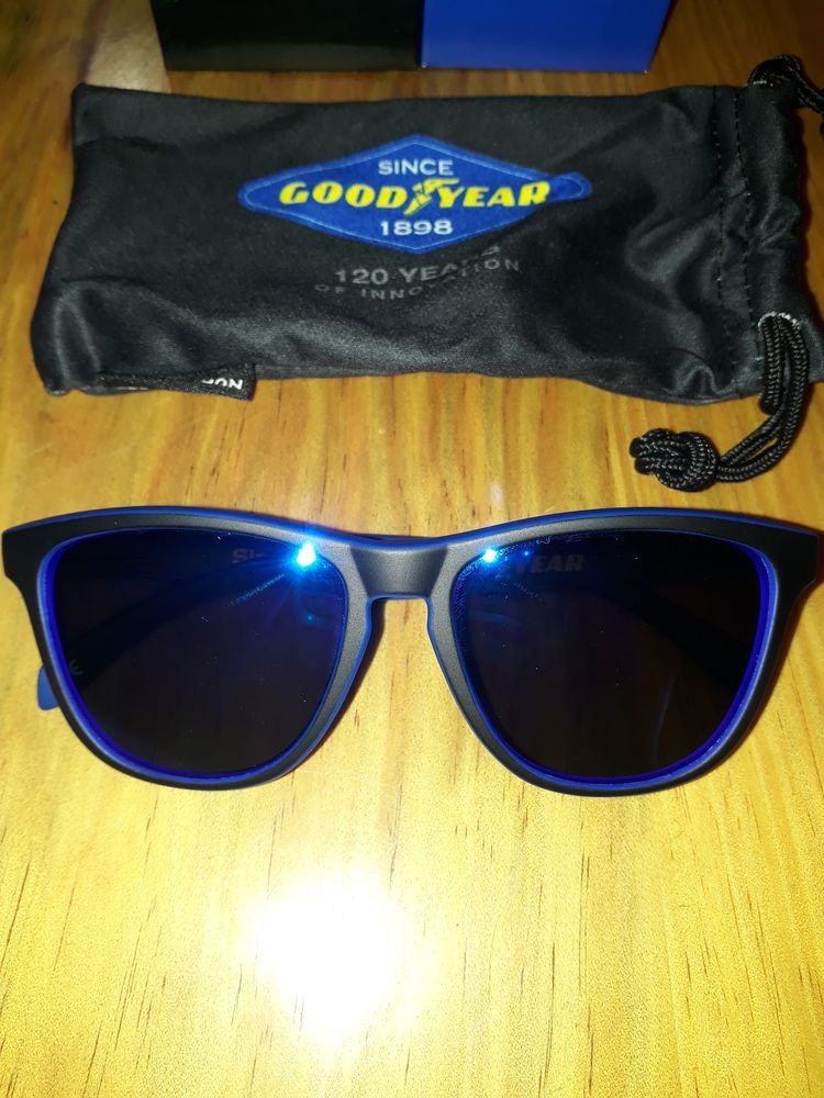 Óculos de sol Goodyear novos. Edição limitada
