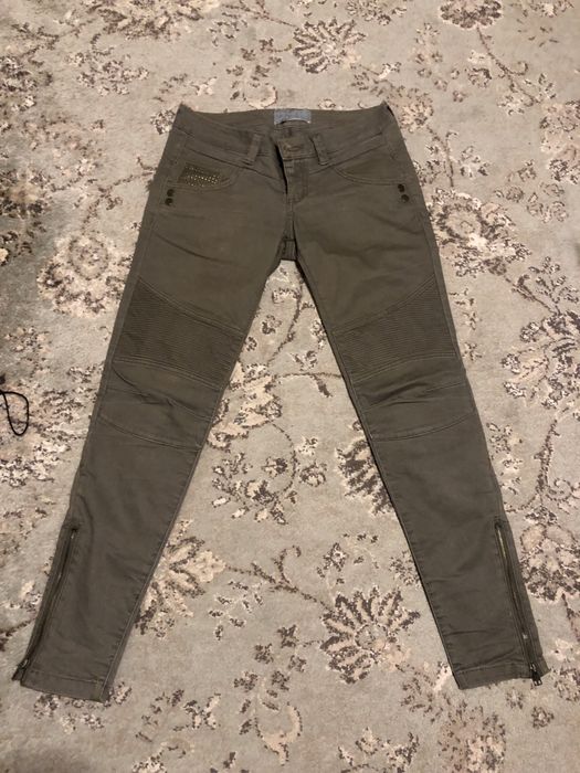 Джинсы женские “Pull and Bear”