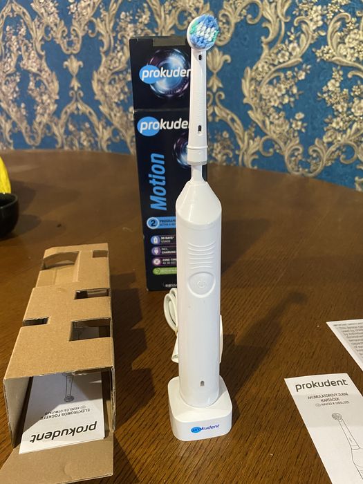 Зубна Щитка електрична prokudent