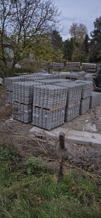 Płyty ażurowe używane