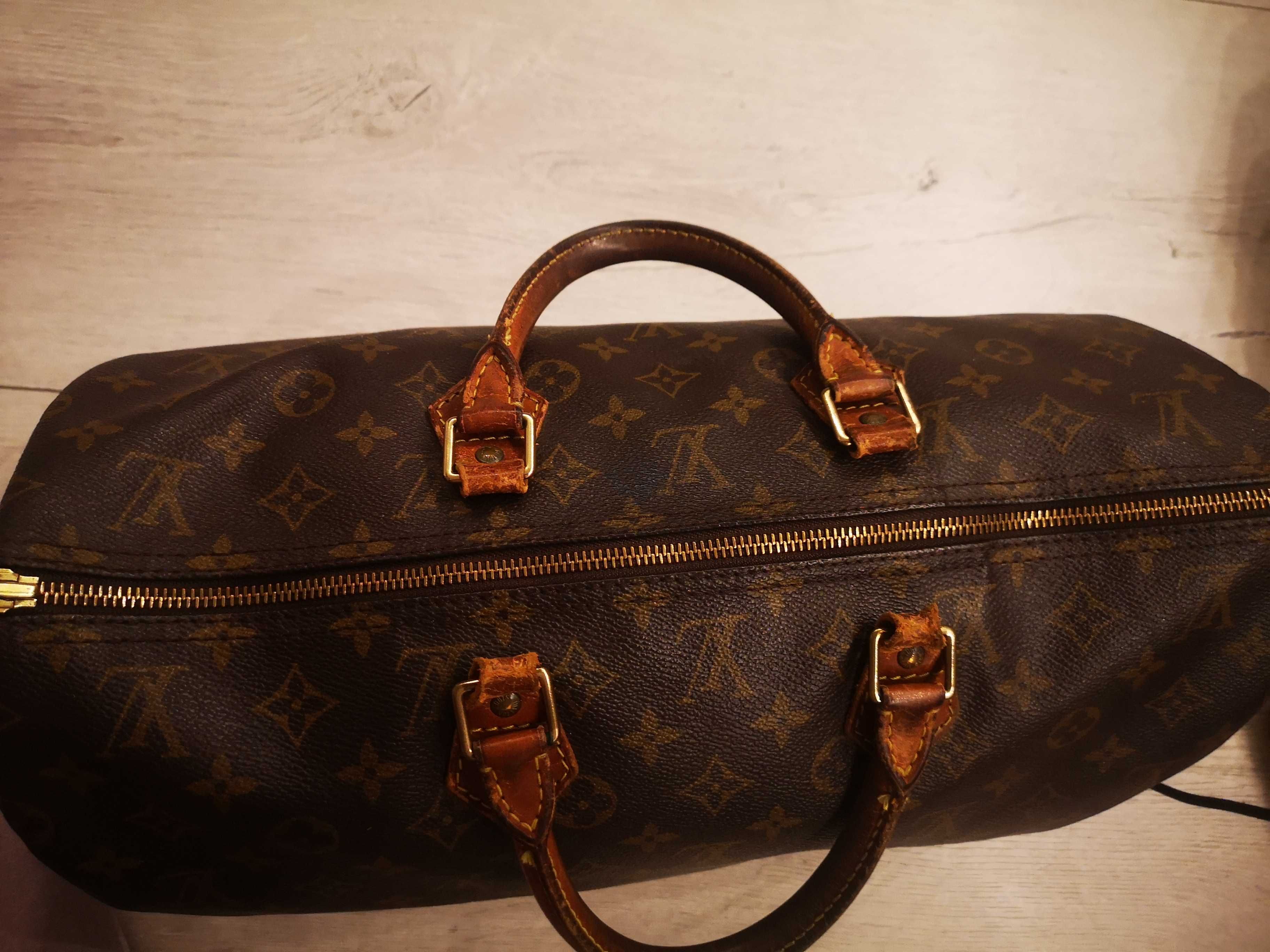 Louis Vuitton Speedy 40