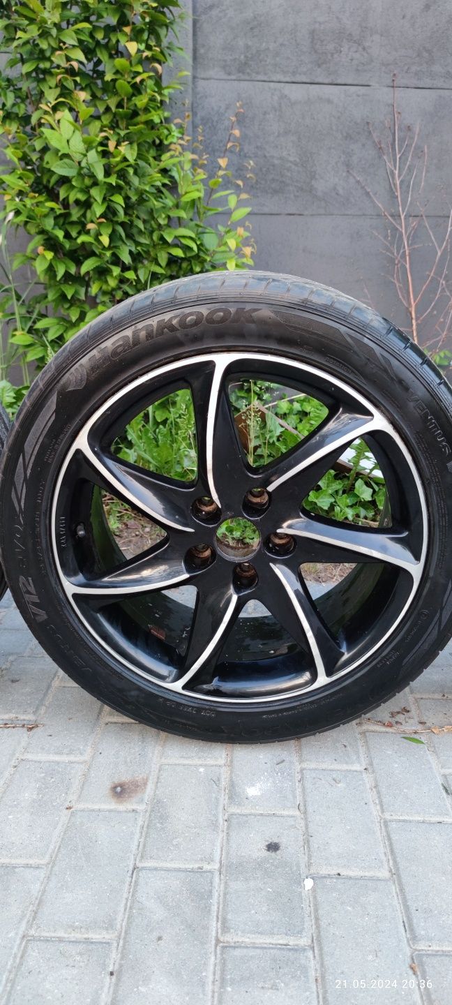 Aluflegi Ronal BMW 5x120 18 cali z oponami et35