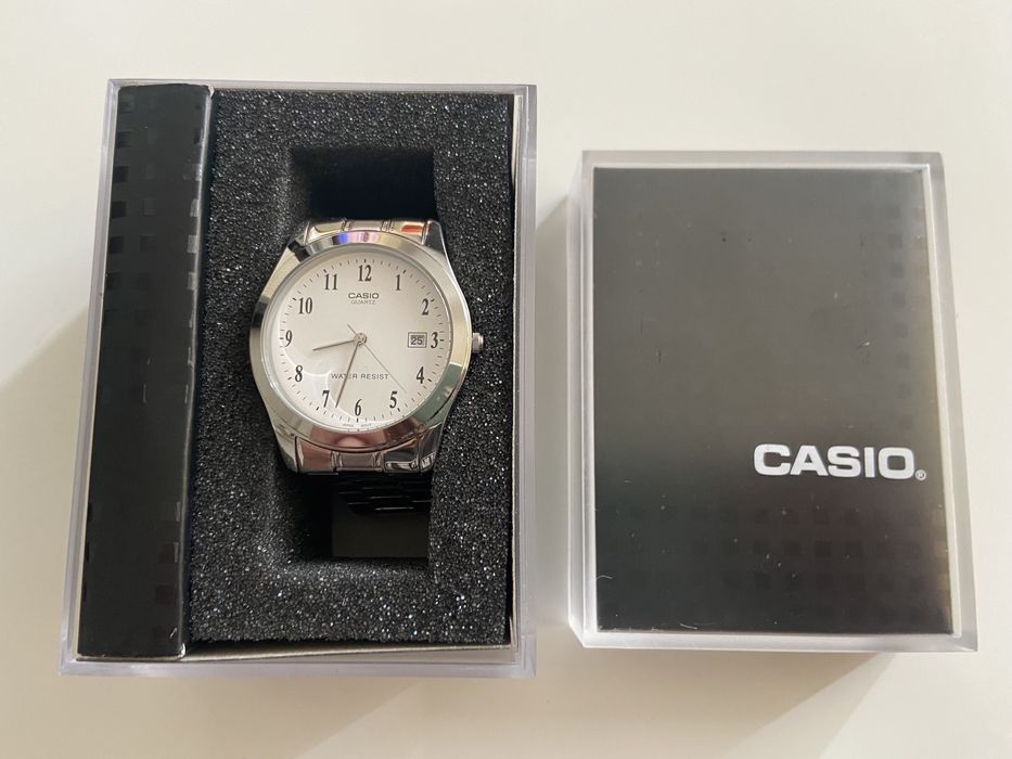 Zegarek Casio 1332 MTP-1141 jak nowy w pudełku