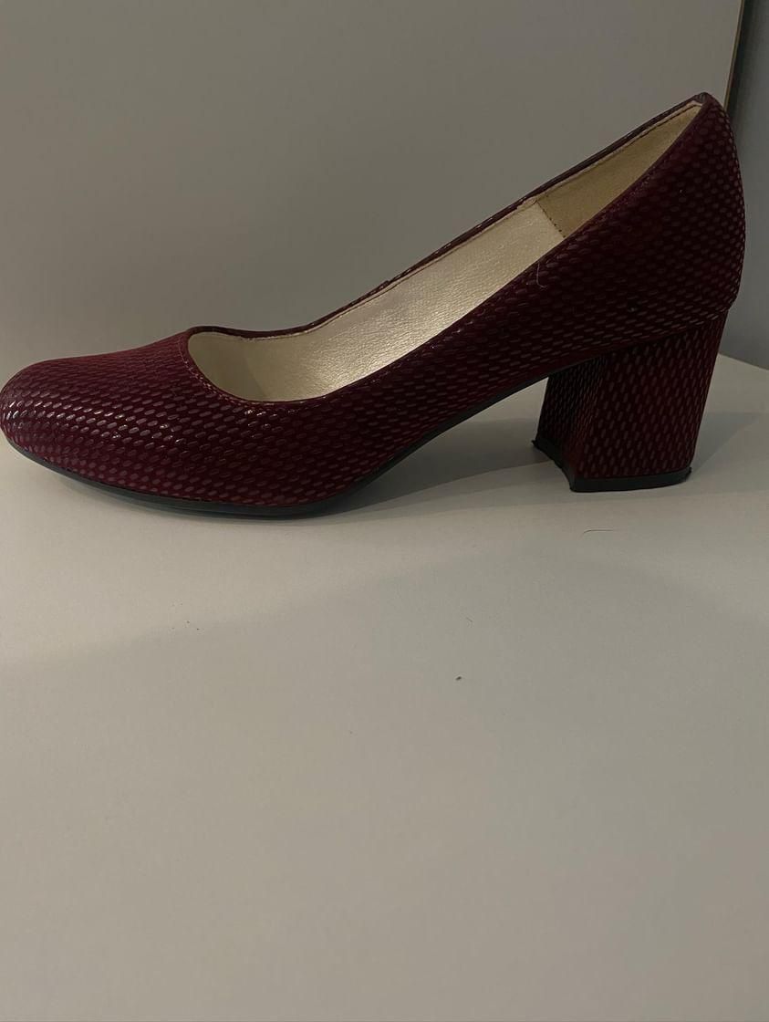 Жіночі туфлі Польського виробництва