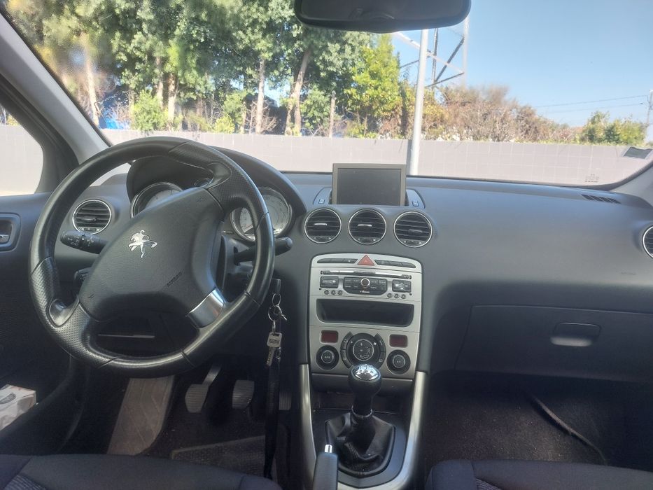 Peugeot 308 sw 2013