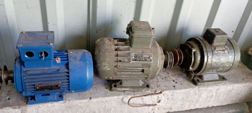 Електро двигун 220v