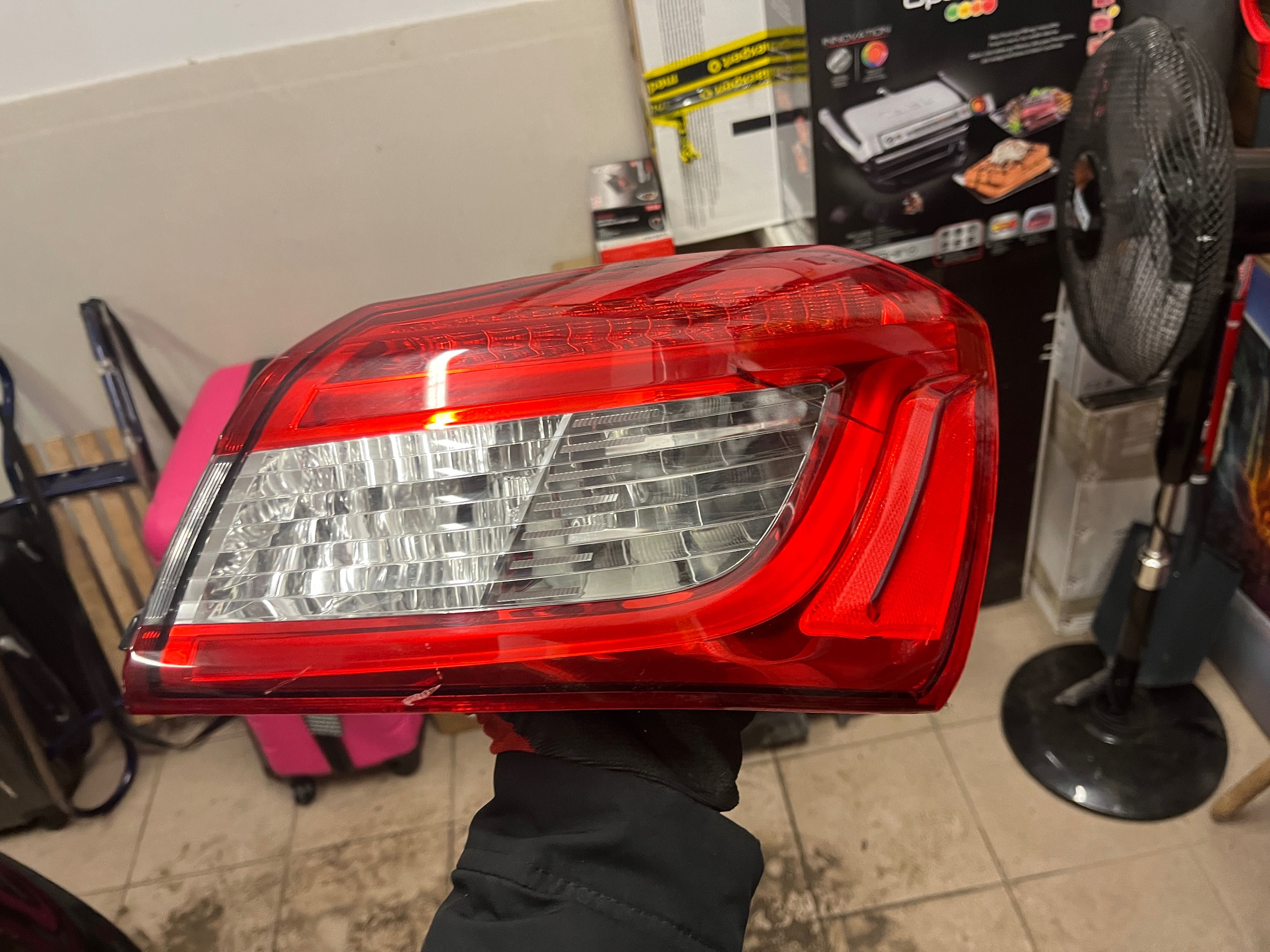 Lampa tył prawa Maserati Ghibli USA 2016r.