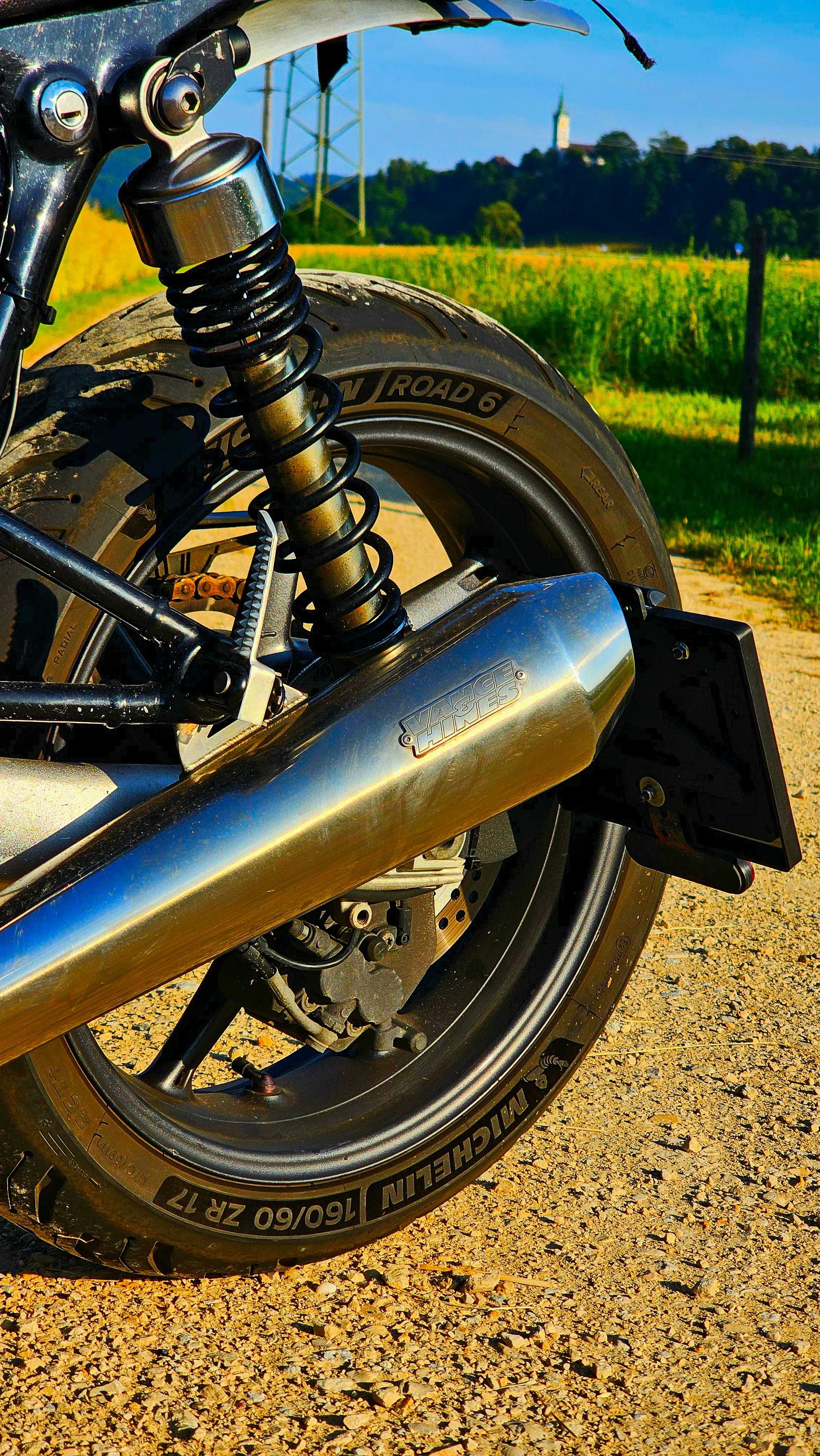 Triumph Speed Twin 1200 cc Custom