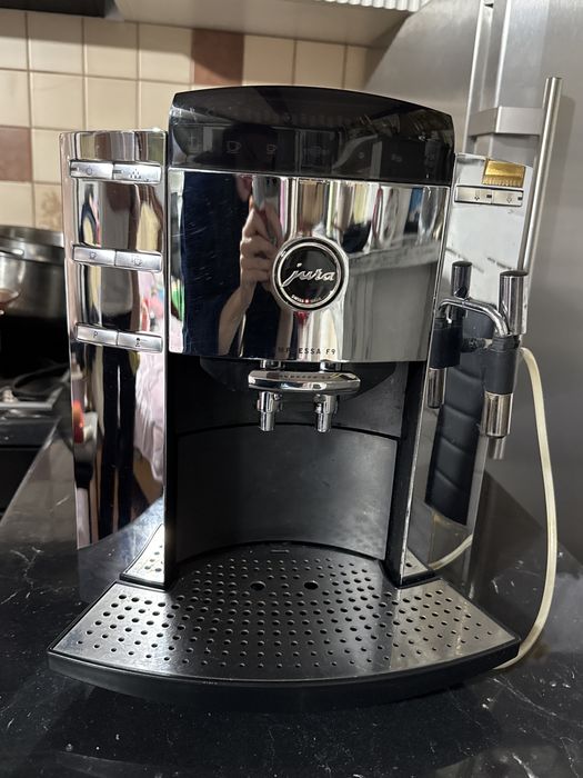 Кавомашина JURA