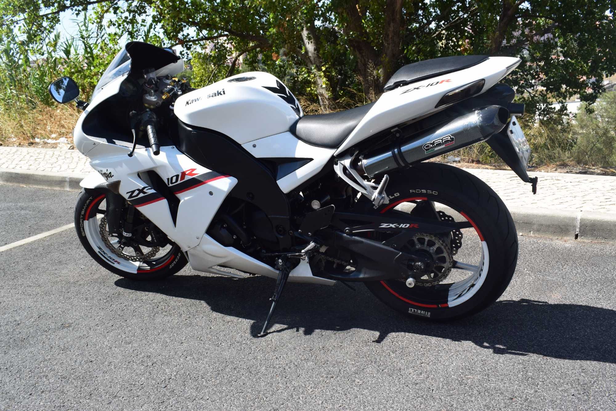 Vende-se Kawasaki Ninja