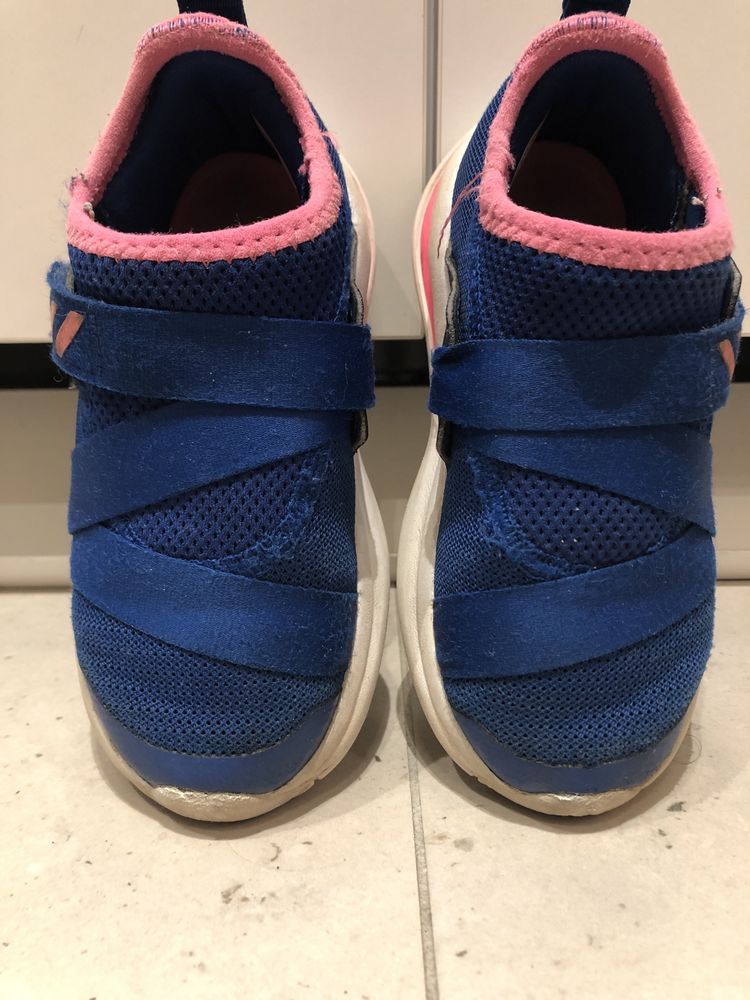 Buty dziecięce Adidas rozm 26