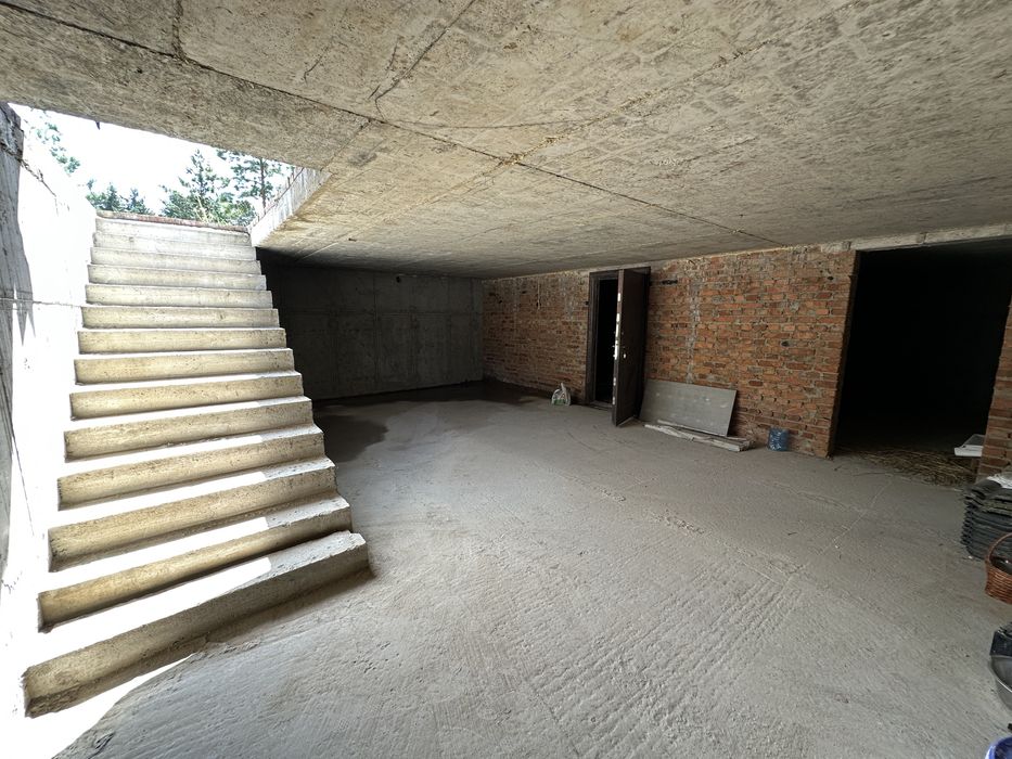 Будинок з виходом у ліс (заповідна зона) 25 соток під Києвом Бобриця