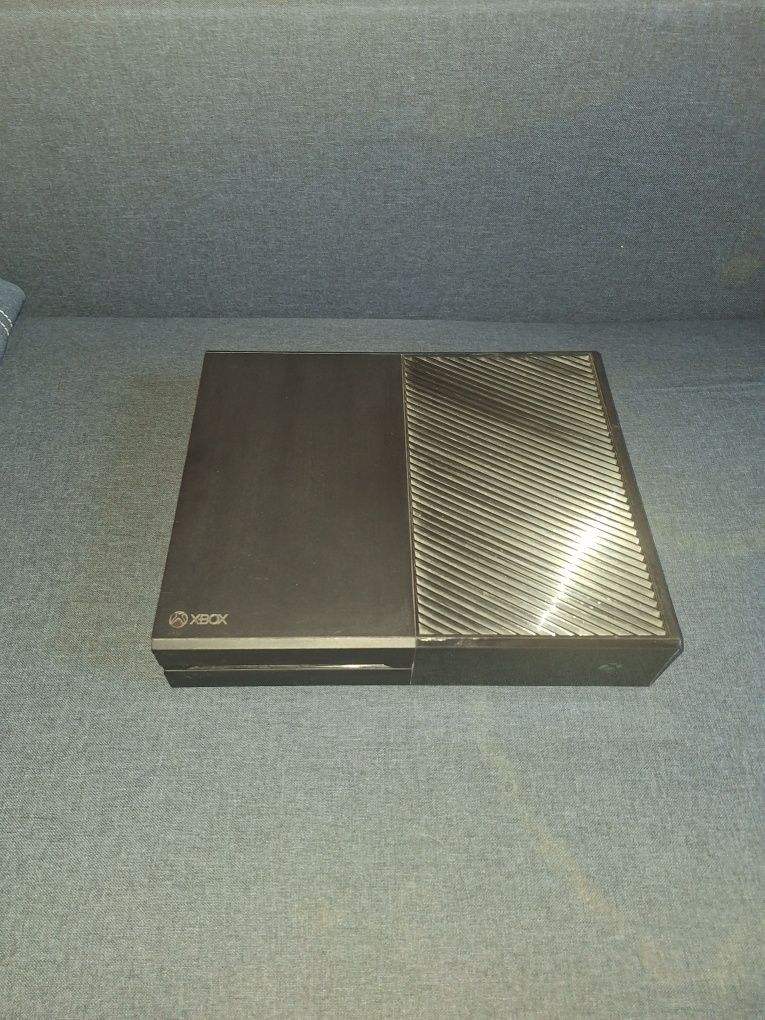 Xbox one konsola 500Gb + pad series, gry, pełne okablowanie