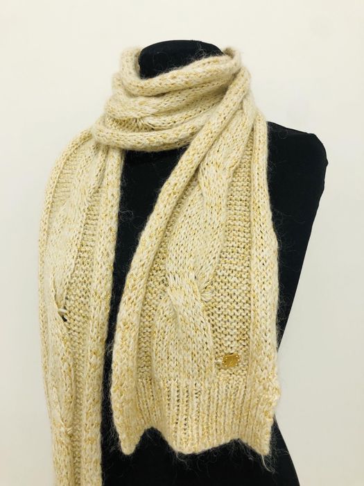 Miss Blumarine шарф махеровый.