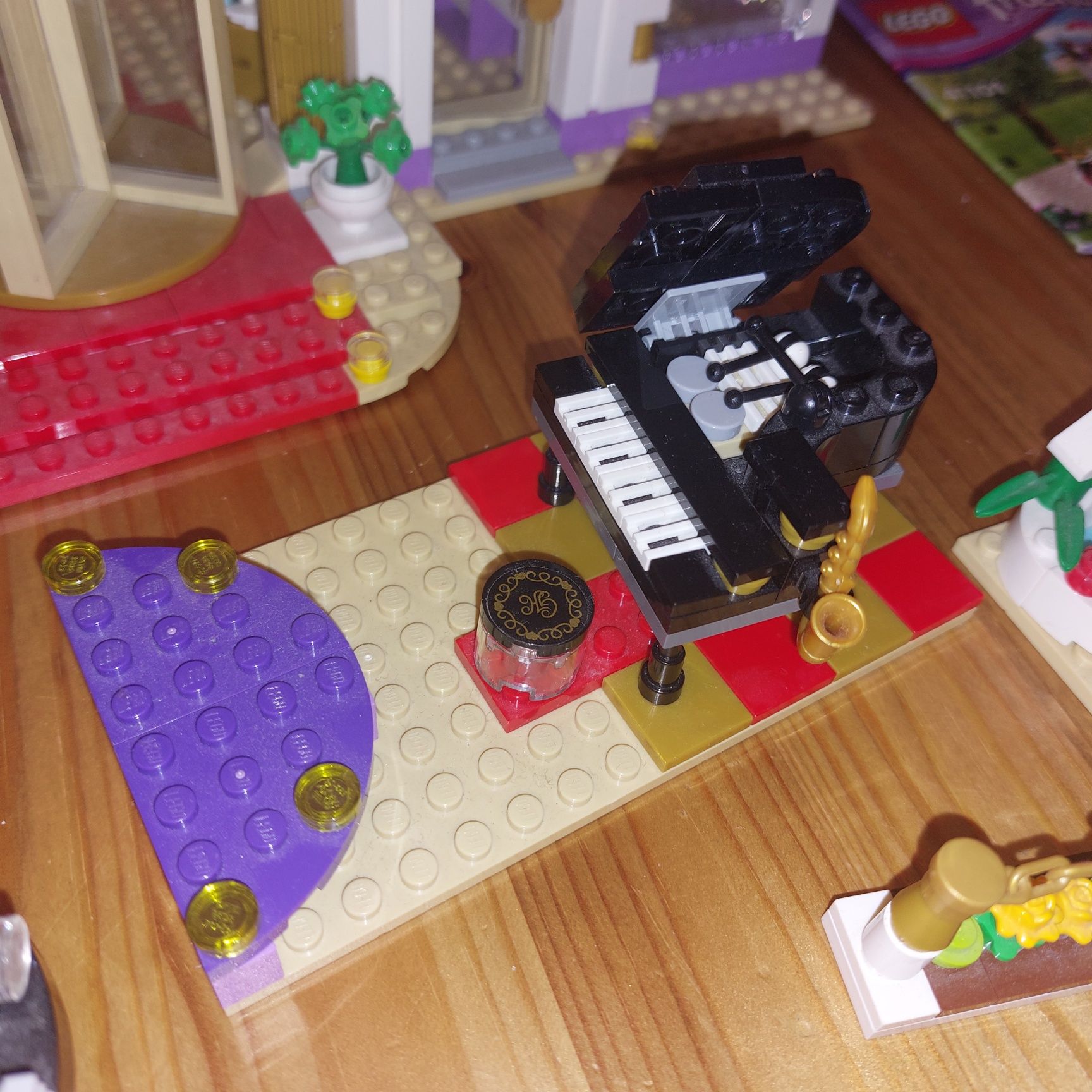 Lego Friends 41101 Grand Hotel + pudełko + instrukcja - kompletne
